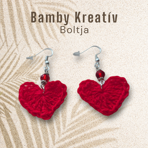 Horgolt szív fülbevaló gyönggyel - ékszer - fülbevaló - lógó fülbevaló - Meska.hu