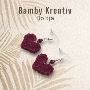 Horgolt szív fülbevaló gyönggyel - ékszer - fülbevaló - lógó fülbevaló - Meska.hu