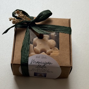 Marcipán illatú illatviasz szójaviaszból - otthon & életmód - gyertya, illat, aroma - illatviasz - Meska.hu