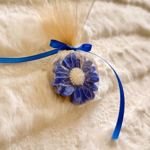 Virág alakú gyertya szójaviaszból - otthon & életmód - gyertya, illat, aroma - gyertya - Meska.hu