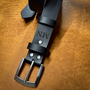 Férfi marhabőr öv - egyedi méret és gravírozás - ruha & divat - öv & övcsat - öv - Meska.hu