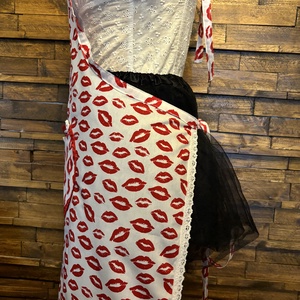 Női kötény - otthon & életmód - konyhafelszerelés, tálalás - konyhai textil - kötény - Meska.hu