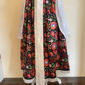 Madeira csipkés néptáncos kötény, folklór, népviselet - otthon & életmód - konyhafelszerelés, tálalás - konyhai textil - kötény - Meska.hu