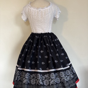 Kékfestő mintás néptáncos, folklór szoknya - ruha & divat - női ruha - szoknya - Meska.hu