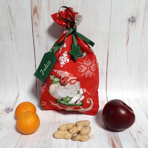 Nevesíthető piros rénszarvasos-télapós textil Mikulás zsák a celofán zacskó helyett, Karácsony, Mikulás, Mikulás zsák, Varrás, MESKA