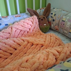 Horgolt puha sárgadinnye zsenília babatakaró, Baba - mama, Baba ágynemű, Babatakaró, gyerek pléd, Horgolás, MESKA