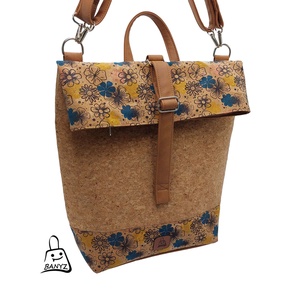 Többfunkciós parafa táska, hátizsák, válltáska és kézitáska - táska & tok - variálható táska - Meska.hu