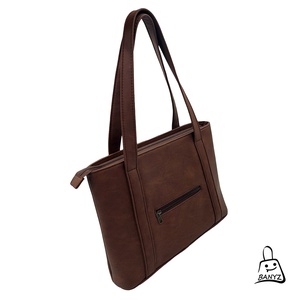 NŐI VÁLLTÁSKA � nagy méret, letisztult stílus, valódi praktikusság  - táska & tok - kézitáska & válltáska - válltáska - Meska.hu