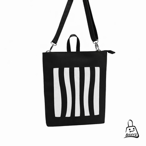 Fekete�fehér többfunkciós női táska � 3 az 1-ben megoldás a mindennapokra  - táska & tok - variálható táska - Meska.hu