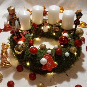 Adventi koszorú diótörővel - Meska.hu