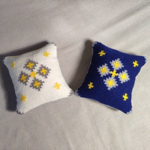 'ÉJFÉLI NAPSÜTÉS' kézzel szőtt díszpárna garnitúra kézzel festett gyapjú fonalból - otthon & életmód - lakástextil - párna & párnahuzat - Meska.hu