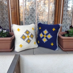 'ÉJFÉLI NAPSÜTÉS' kézzel szőtt díszpárna garnitúra kézzel festett gyapjú fonalból - otthon & életmód - lakástextil - párna & párnahuzat - Meska.hu