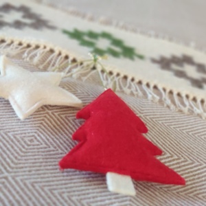 'FEHÉR KARÁCSONY' kézzel szőtt téli/karácsonyi dísz, dekoráció gyapjúból - karácsony - karácsonyi lakásdekoráció - karácsonyi lakásdíszek - Meska.hu