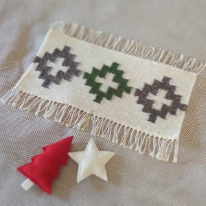 'FEHÉR KARÁCSONY' kézzel szőtt téli/karácsonyi dísz, dekoráció gyapjúból - Meska.hu