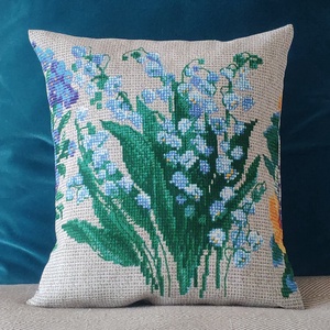 'Tavaszi csokor -Gyöngyvirág' gobelin hatású pamutvászon díszpárna - otthon & életmód - lakástextil - párna & párnahuzat - díszpárna (belsővel együtt) - Meska.hu