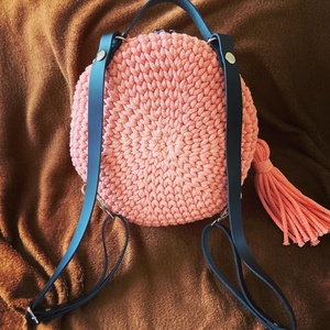 Kör alakú horgolt hátitáska - táska & tok - hátizsák - kishátizsák - Meska.hu