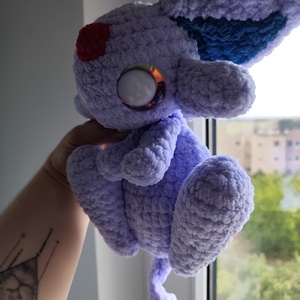 Horgolt Espeon Szundipajti - játék & sport - plüssállat & játékfigura - plüss mesefigurák - Meska.hu