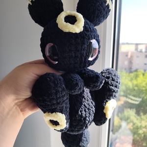 Horgolt Umbreon Szundipajti - játék & sport - plüssállat & játékfigura - más figura - Meska.hu