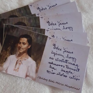 10db Boldog Bódi Mária Magdolna idézettel matricaként vagy hűtőmágnesként, Otthon & Életmód, Dekoráció, Dísztárgy, , MESKA