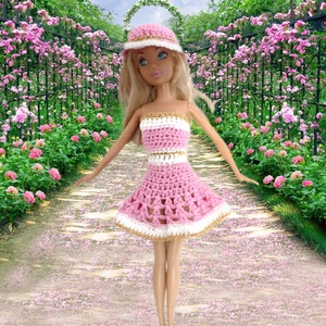 Horgolt rózsaszín-fehér arany díszítésű ruha Barbie babára (106). Új., Játék & Sport, Baba & babaház, Barbie ruhák, Horgolás, MESKA