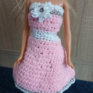 Horgolt ruha Barbie típusú babára. Új. Kézműves termék  - játék & sport - baba & babaház - barbie ruhák - Meska.hu