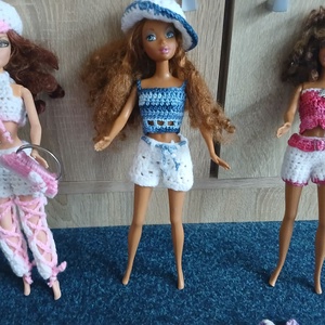 Barbie típusú babára horgolt babaruhák Új! - játék & sport - baba & babaház - barbie ruhák - Meska.hu