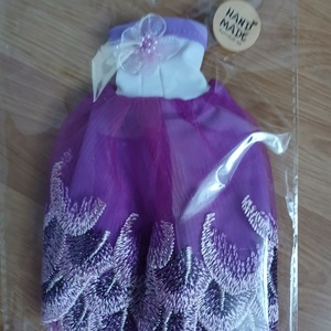 Lila báli ruha Barbie babára. ÚJ.  - játék & sport - baba & babaház - babaruha, babakellék - Meska.hu