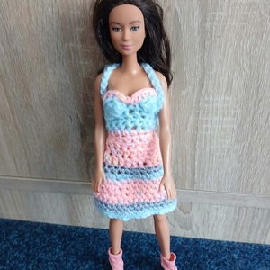 Horgolt Barbie ruha hátizsákkal.  - játék & sport - baba & babaház - barbie ruhák - Meska.hu