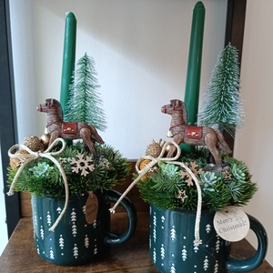 Karácsonyi díszek bögrében - Meska.hu