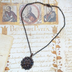 Régi apró köves bronz nyaklánc - ékszer - nyaklánc - medálos nyaklánc - Meska.hu