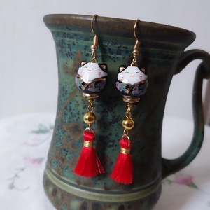 Maneki Neko - fülbevaló - ékszer - fülbevaló - lógó fülbevaló - Meska.hu Maneki Neko - fülbevaló - ékszer - fülbevaló - lógó fülbevaló - Meska.hu