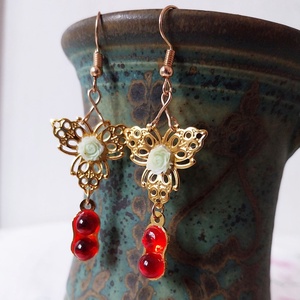 Cso Cso Szan - fülbevaló - ékszer - fülbevaló - lógó fülbevaló - Meska.hu