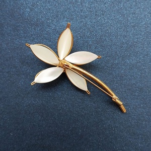 Antik virág bross - ékszer - kitűző és bross - Meska.hu