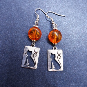 Macskazene - borostyános fülbevaló - ékszer - fülbevaló - lógó fülbevaló - Meska.hu