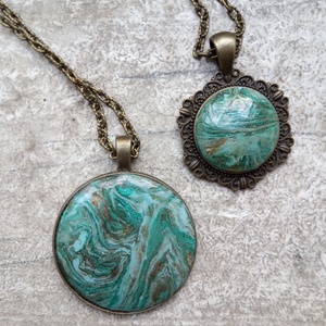 Föld után nyaklánc - ékszer - nyaklánc - medálos nyaklánc - Meska.hu