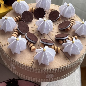 Filc ételek (habos epertorta) - játék & sport - szerepjáték - Meska.hu