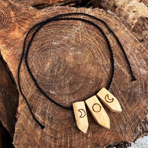 �Istennő palo santo nyaklánc - ékszer - nyaklánc - medálos nyaklánc - Meska.hu