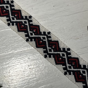 A fény születése csomózott karkötő - ékszer - karkötő - fonott karkötő - Meska.hu