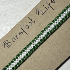 Fűzöld csomózott karkötő - ékszer - karkötő - fonott karkötő - Meska.hu Fűzöld csomózott karkötő - ékszer - karkötő - fonott karkötő - Meska.hu