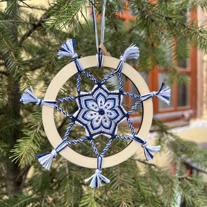 �Hópehely csomózott karácsonyfadísz, Karácsony, Karácsonyi lakásdekoráció, Karácsonyfadíszek, Csomózás, MESKA