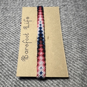 �Karácsonyfa csomózott karkötő - ékszer - karkötő - fonott karkötő - Meska.hu