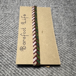 �Fenyőág csomózott karkötő - ékszer - karkötő - fonott karkötő - Meska.hu