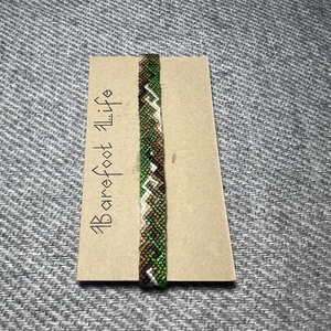 �Erdőjáró csomózott karkötő - ékszer - karkötő - fonott karkötő - Meska.hu