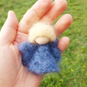 Gyapjú angyalka karácsonyi dísz- kék árnyalatok - karácsony - karácsonyi lakásdekoráció - karácsonyfadíszek - Meska.hu