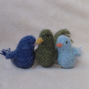 Mini madárka plüss gyapjúfonalból -  - játék & sport - plüssállat & játékfigura - madár - Meska.hu