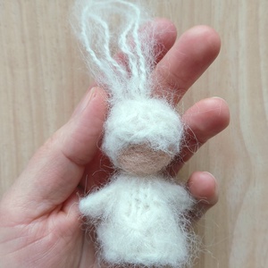 Gyapjú hópihe-gyermek akasztható dísz waldorf - évszakasztalra, Baba - mama, Baba játékok, Waldorf játékok, Kötés, MESKA