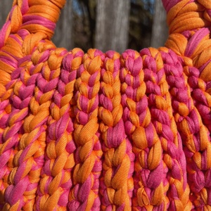 Horgolt mini kézitáska � korall színű, kézműves női táska - táska & tok - kézitáska & válltáska - kézitáska - Meska.hu