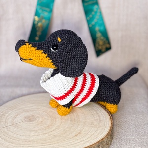 Horgolt tacskó - Meska.hu