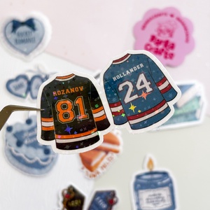 Heated Rivalry (Rozanov, Hollander) holografikus matrica szett - otthon & életmód - papír, írószer - matrica, matrica csomag - Meska.hu