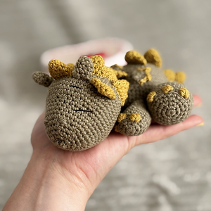 Baba sárkány horgolt plüss amigurumi - játék & sport - plüssállat & játékfigura - plüss sárkány - Meska.hu